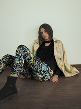 Load image into Gallery viewer, Graffiti-esque leggings