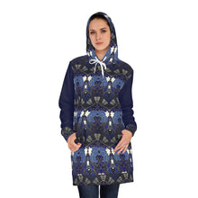 Charger l&#39;image dans la galerie, Stylized blue florals Hoodie Dress
