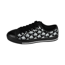 Load image into Gallery viewer, White Blossoms Women&#39;s Sneakers
