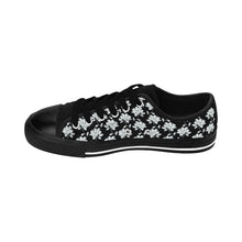 Load image into Gallery viewer, White Blossoms Women&#39;s Sneakers
